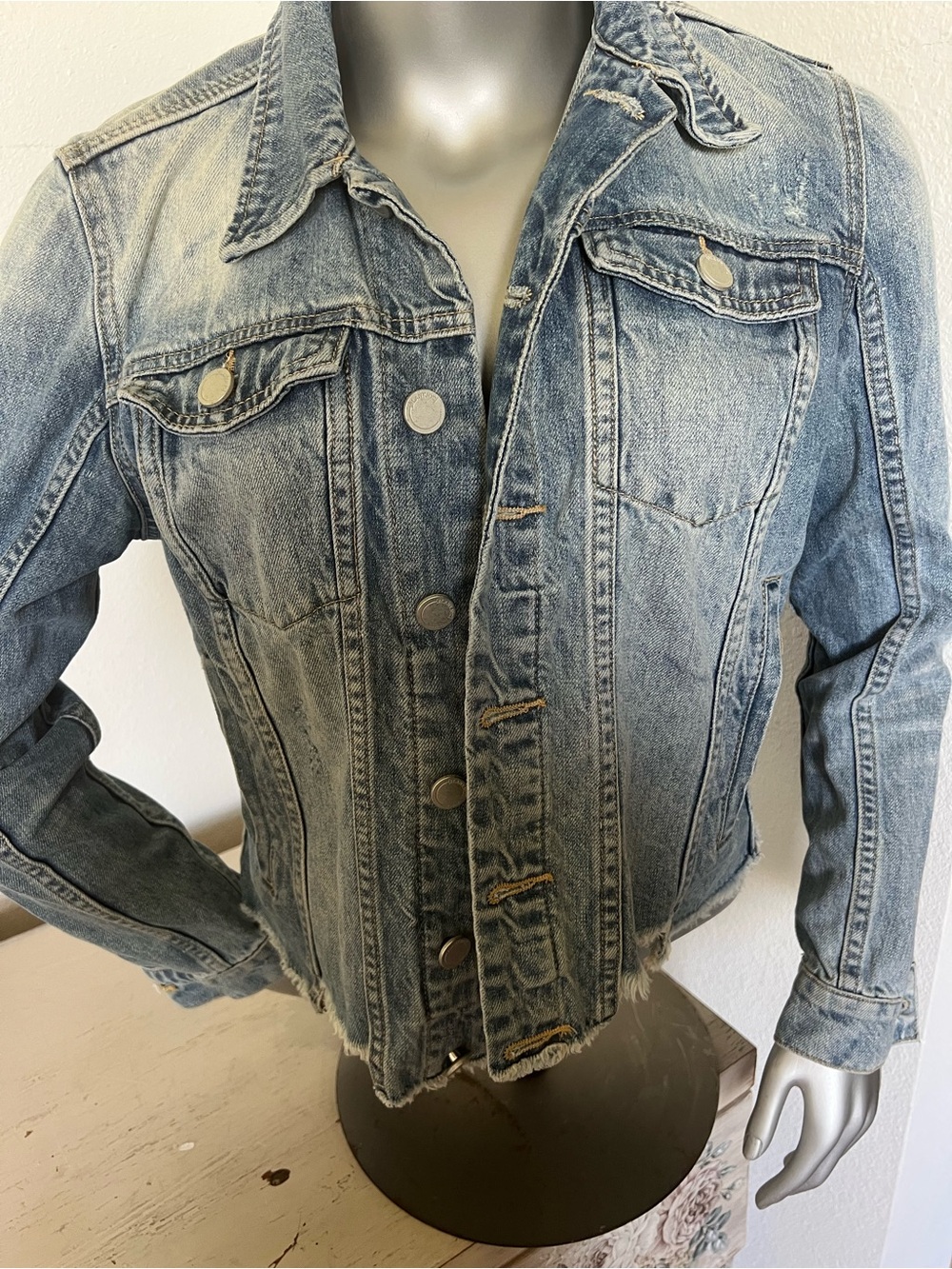 Anthropologie BlankNYC classic blue jean denim jacket sz M